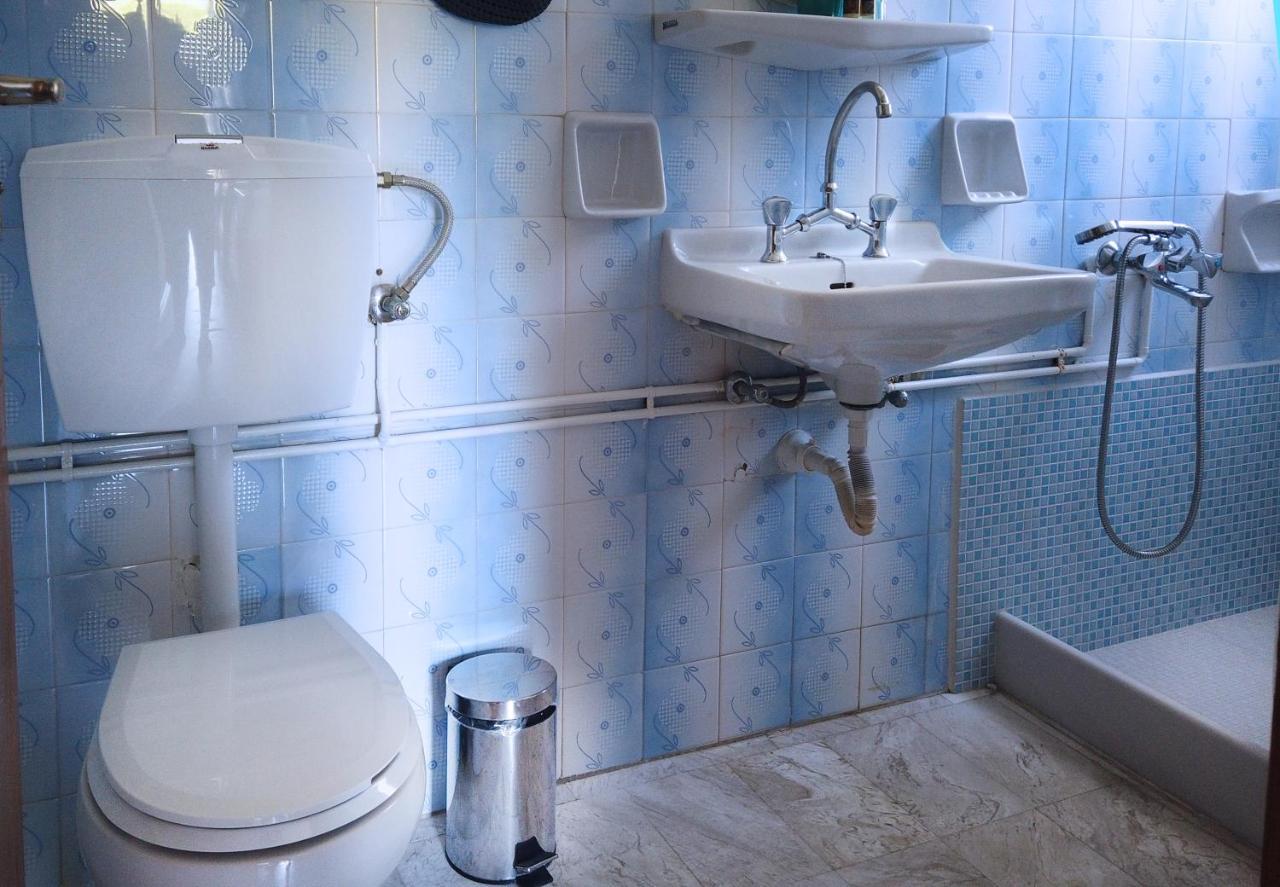 Fistiki Rooms Agia Marina  Екстериор снимка