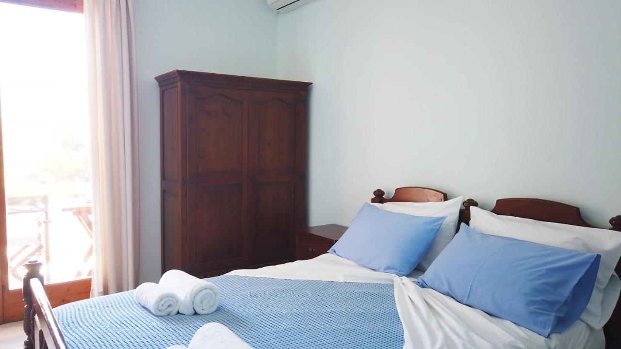 Fistiki Rooms Agia Marina  Екстериор снимка