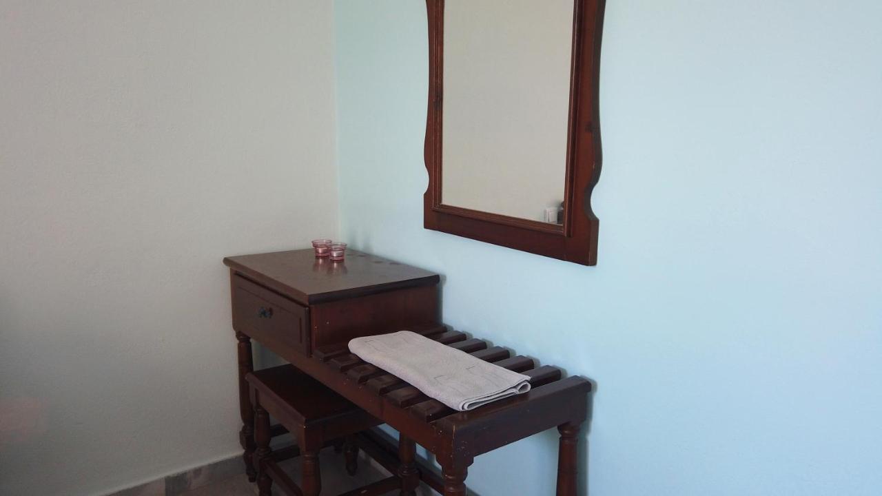 Fistiki Rooms Agia Marina  Екстериор снимка